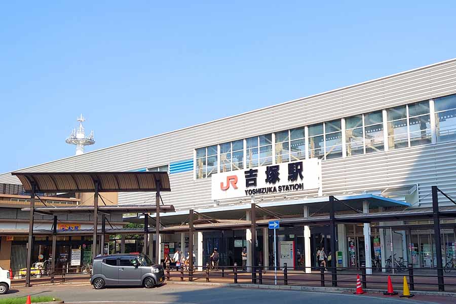 アクセス
